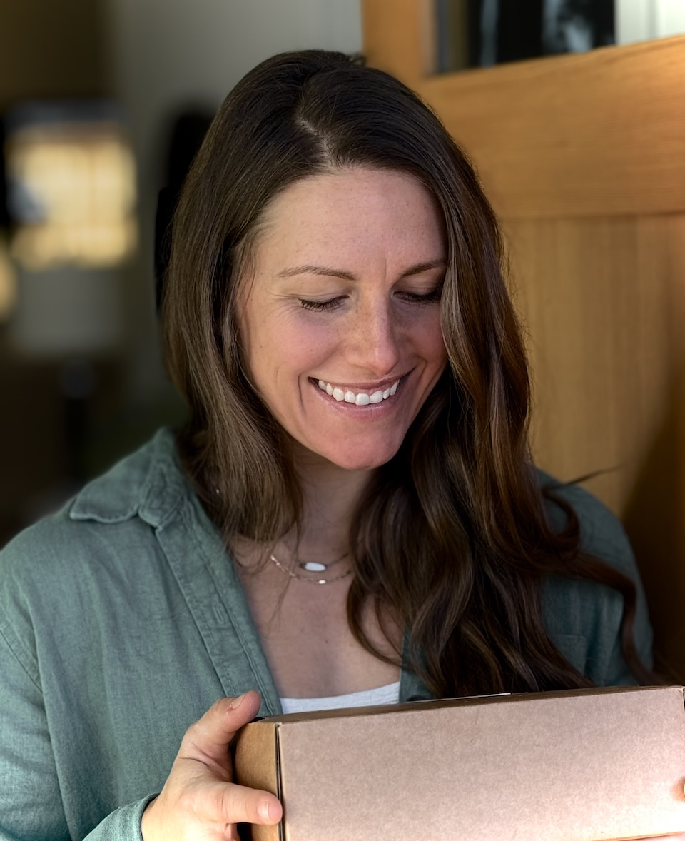 DNA Kit Delivered - Receive your at-home DNA kit, complete with an easy cheek swab and prepaid return postage—making your personalized health journey effortless.